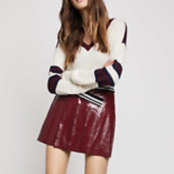 💥HOT ITEM💥 Patent Leather Varsity Skirt in Maroon - Picture 12 of 12